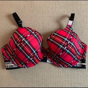 Victoria’s Secret • T-shirt Bra • NWT